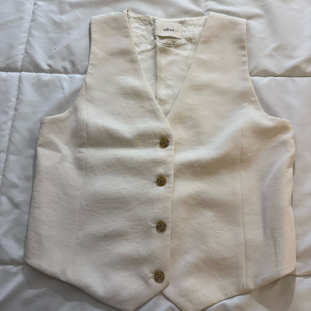 Wilfred Ivory Button-Up Vest